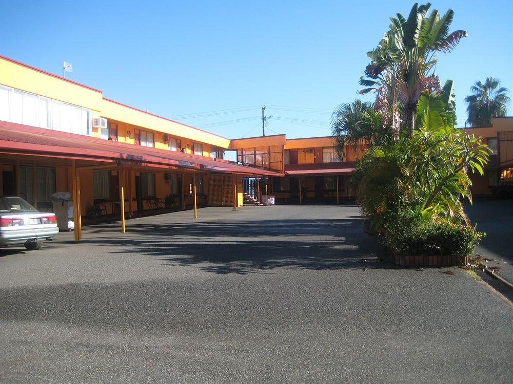 Ambassador Motel Rockhampton Exterior photo