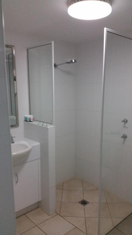 Ambassador Motel Rockhampton Room photo